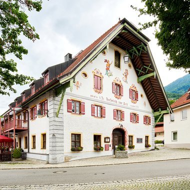 1984 wurde das Beisl kernsaniert und liebevoll eingerichtet.