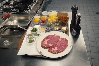  Zutaten für den Zwiebelrostbraten. 