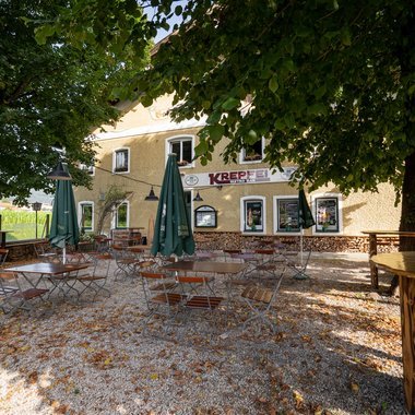 Bistro Krepfei Biergarten Bistro Krepfei Biergarten